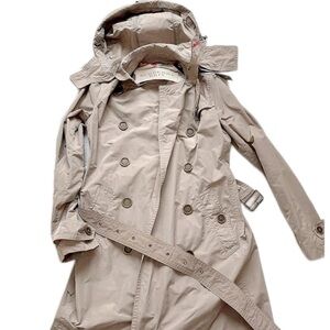 Authentic Burberry Classic Tan Trench Coat